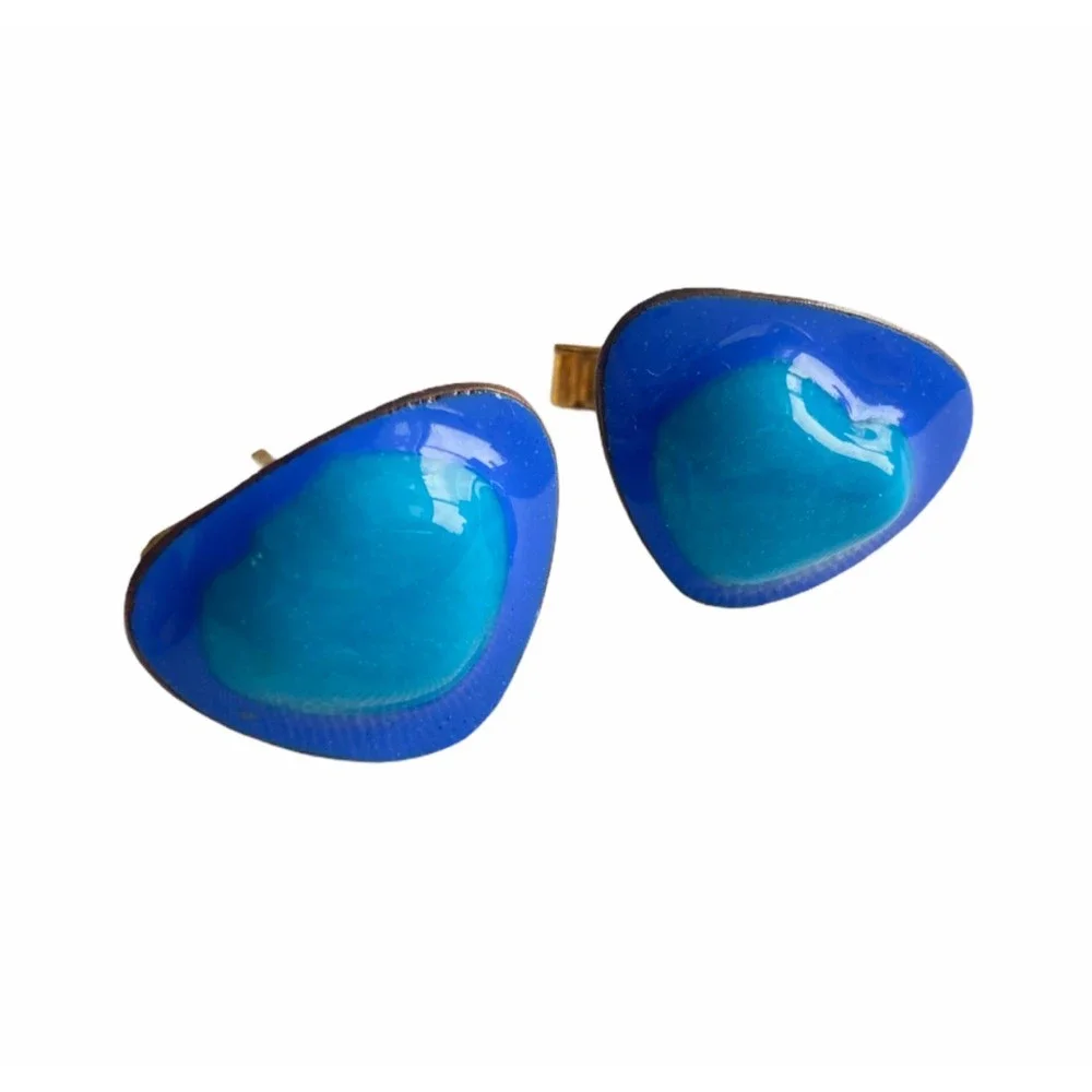 Blue Enamel Round Edges Triangular Shaped Sparkly Gold Tone Men's Cufflinks